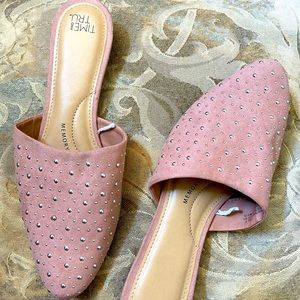 Women’s slip on dress shoes